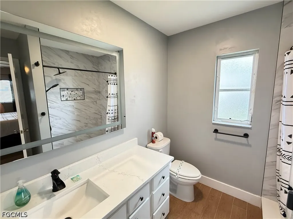 213 SW 10th Terrace Cape Coral FL 33991
