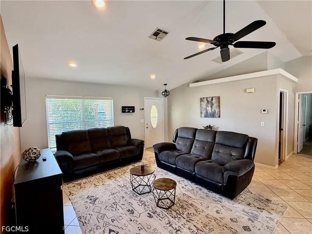 213 SW 10th Terrace Cape Coral FL 33991