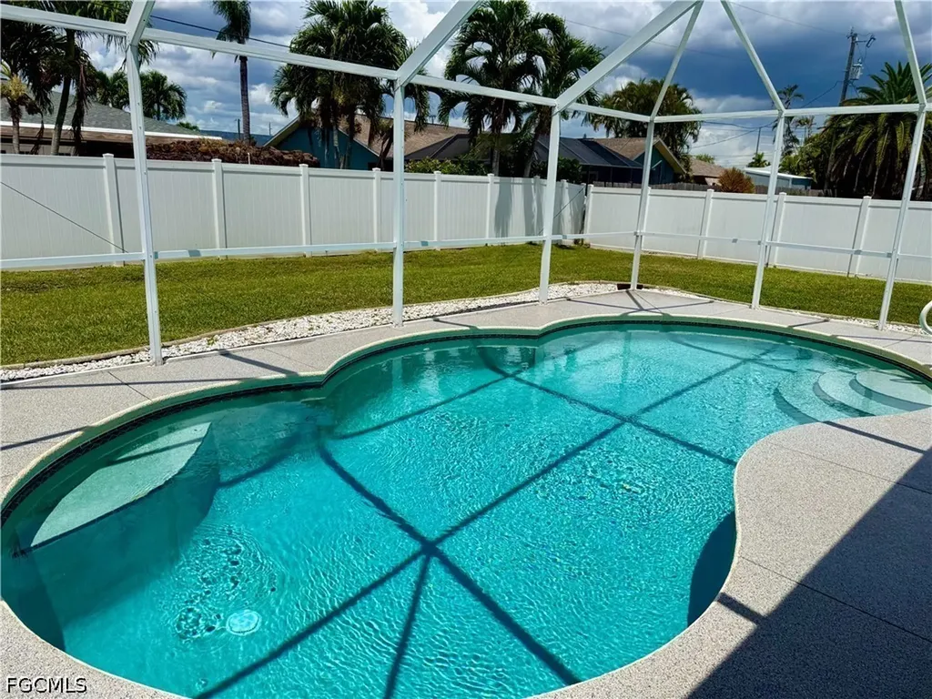 213 SW 10th Terrace Cape Coral FL 33991