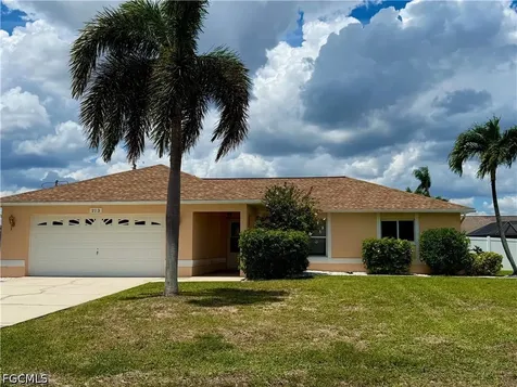 213 SW 10th Terrace Cape Coral FL 33991