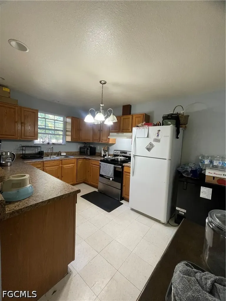 1220 A Road Labelle FL 33935