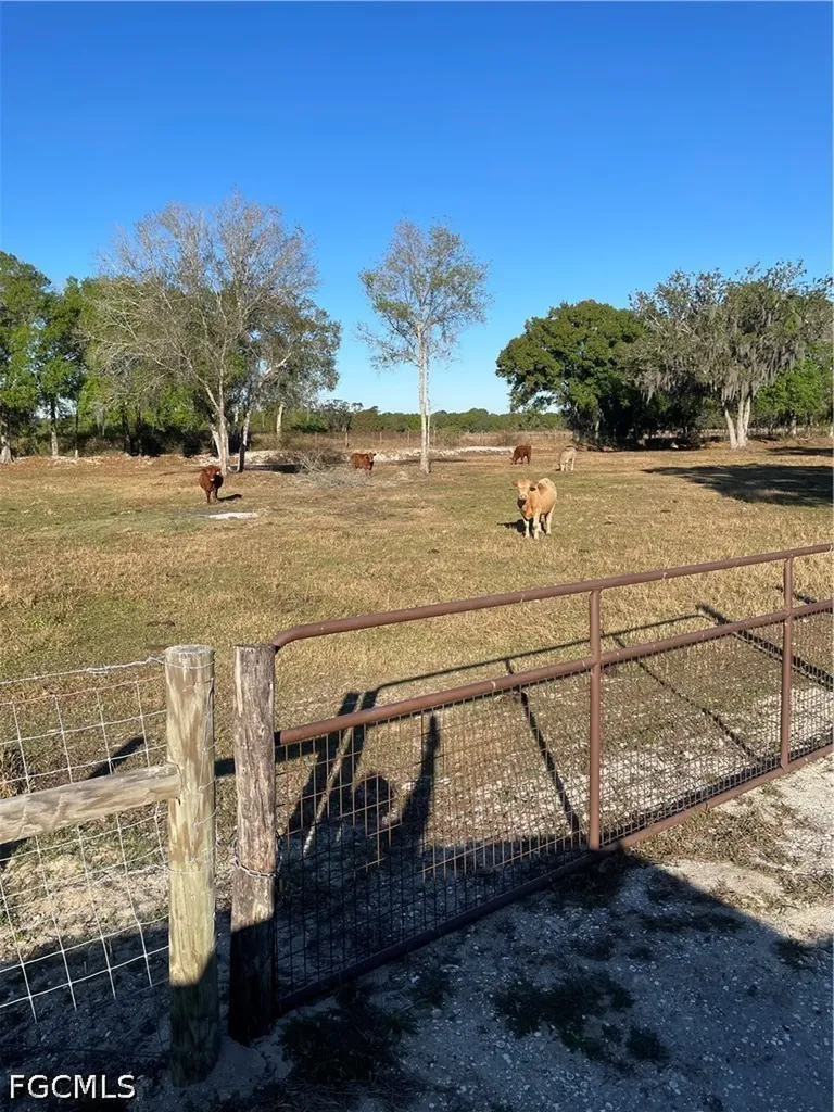 1220 A Road Labelle FL 33935