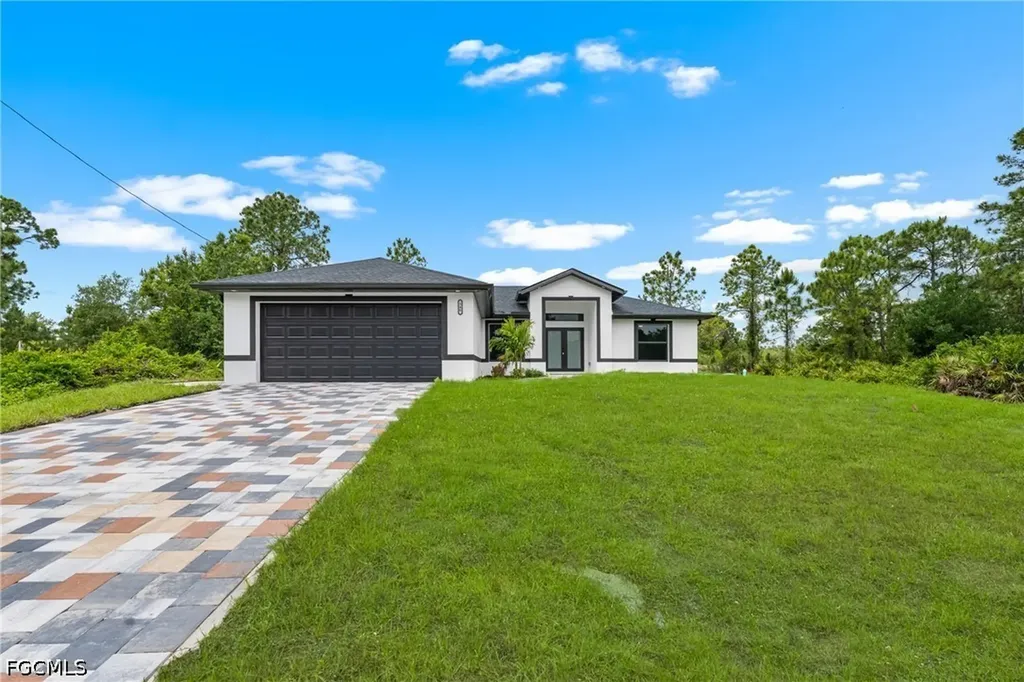 546 Genoa Avenue S Lehigh Acres FL 33974