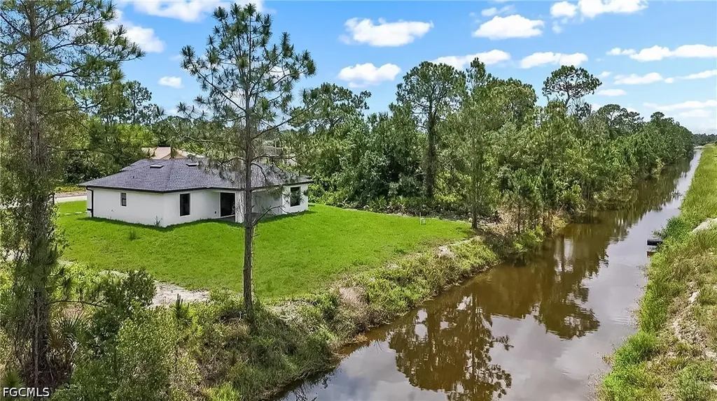 546 Genoa Avenue S Lehigh Acres FL 33974