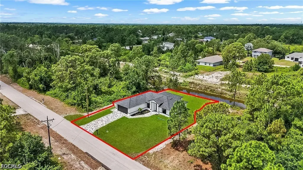 546 Genoa Avenue S Lehigh Acres FL 33974