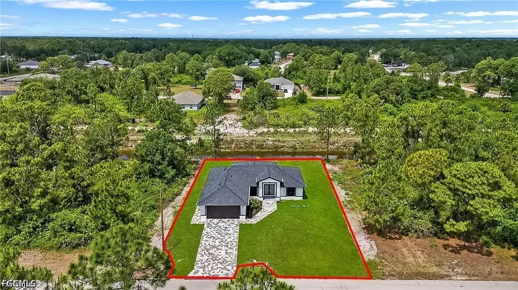 546 Genoa Avenue S Lehigh Acres FL 33974