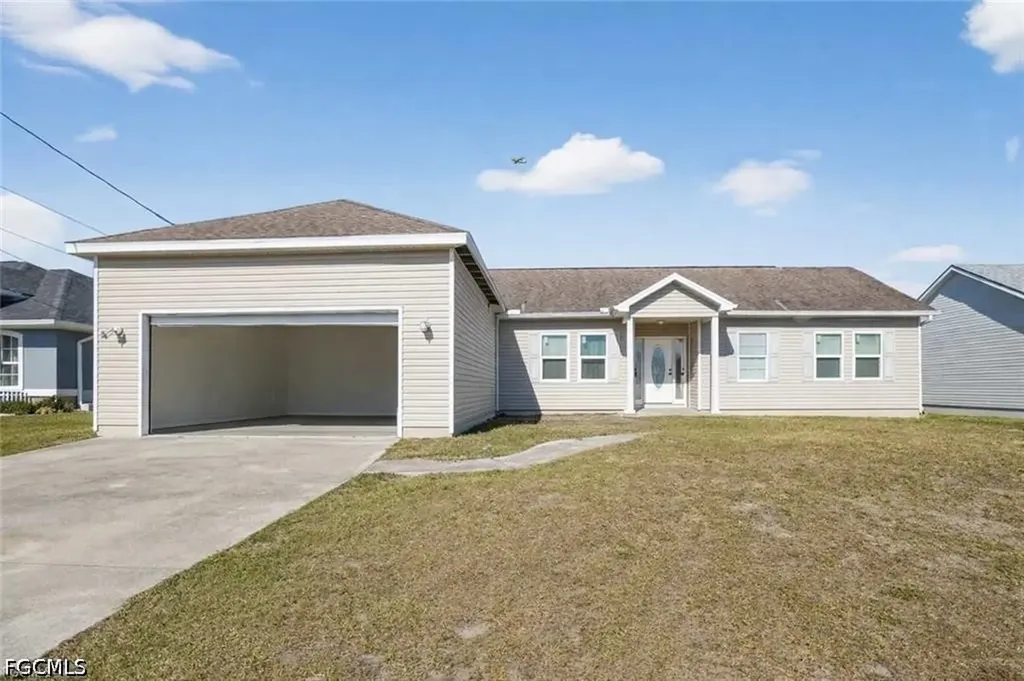 2808 34th Street SW Lehigh Acres FL 33976