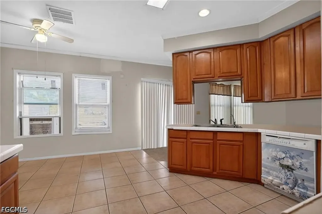 2808 34th Street SW Lehigh Acres FL 33976