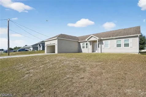 2808 34TH Street SW Lehigh Acres FL 33976