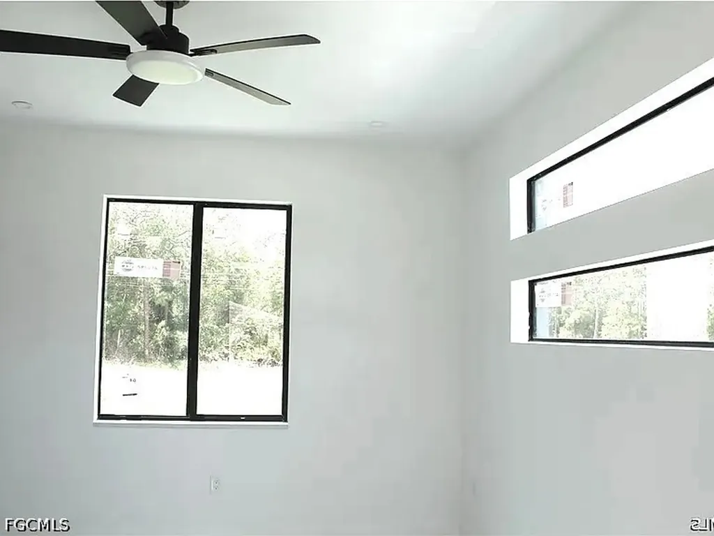405 E 15th Street Lehigh Acres FL 33972