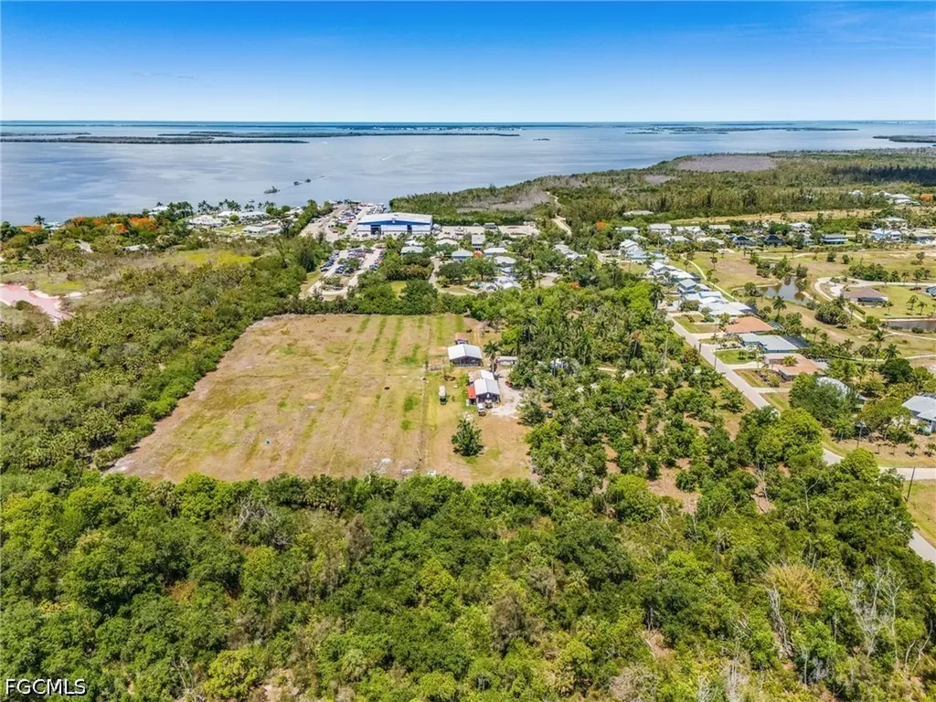 7535 Caloosa Drive Bokeelia FL 33922