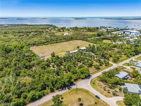 7535 Caloosa Drive Bokeelia FL 33922