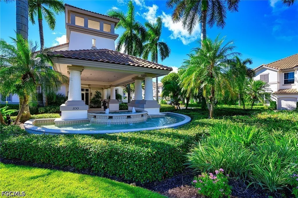 133 Colonade Circle Naples FL 34103