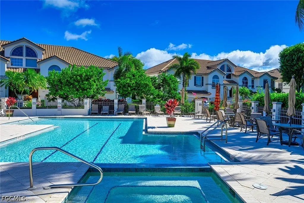 133 Colonade Circle Naples FL 34103