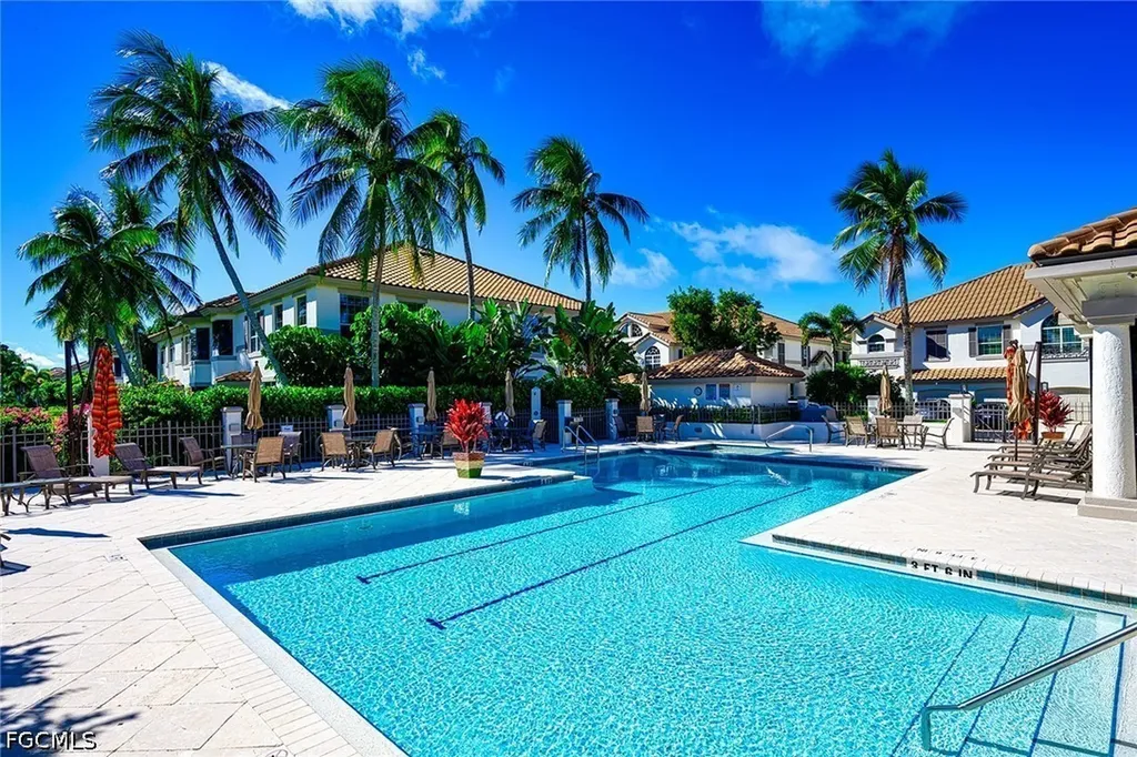 133 Colonade Circle Naples FL 34103