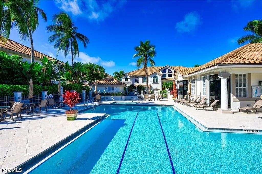 133 Colonade Circle Naples FL 34103