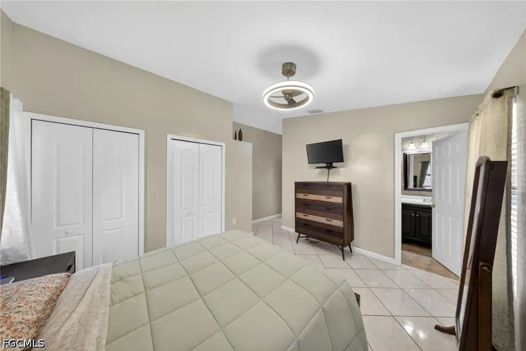 2010 NE 24th Terrace Cape Coral FL 33909