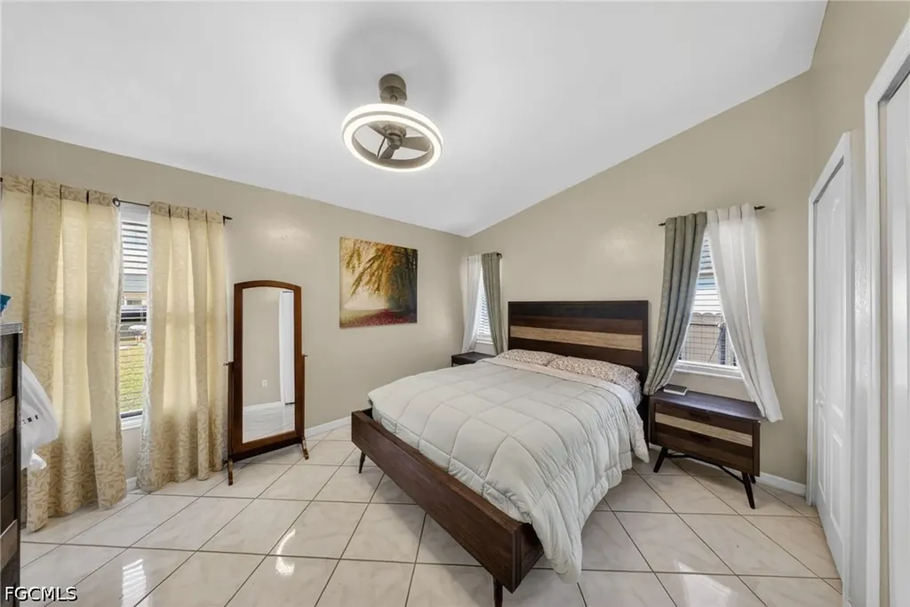 2010 NE 24th Terrace Cape Coral FL 33909