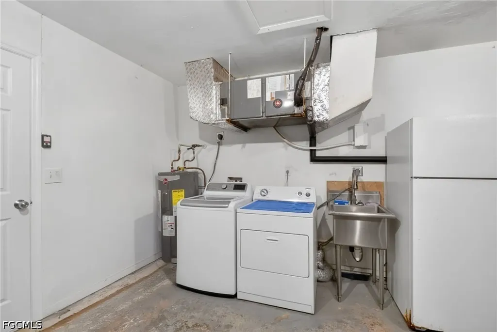 2010 NE 24th Terrace Cape Coral FL 33909