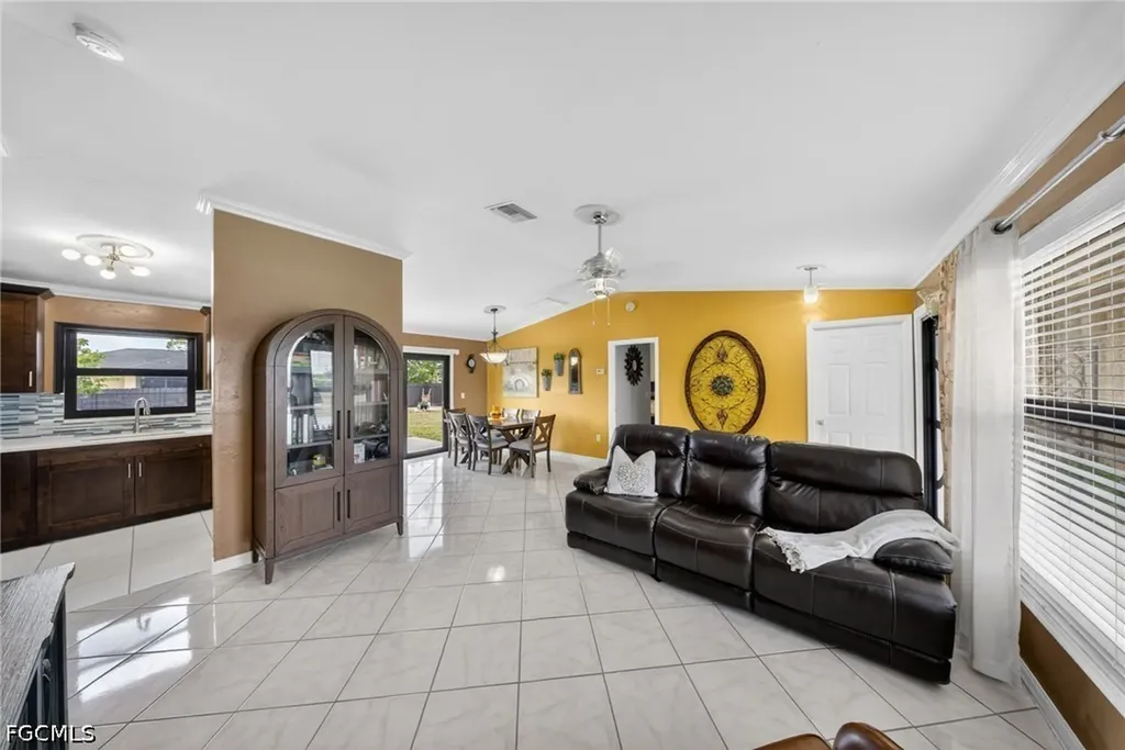 2010 NE 24th Terrace Cape Coral FL 33909