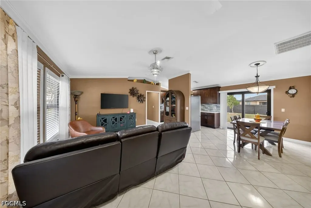2010 NE 24th Terrace Cape Coral FL 33909