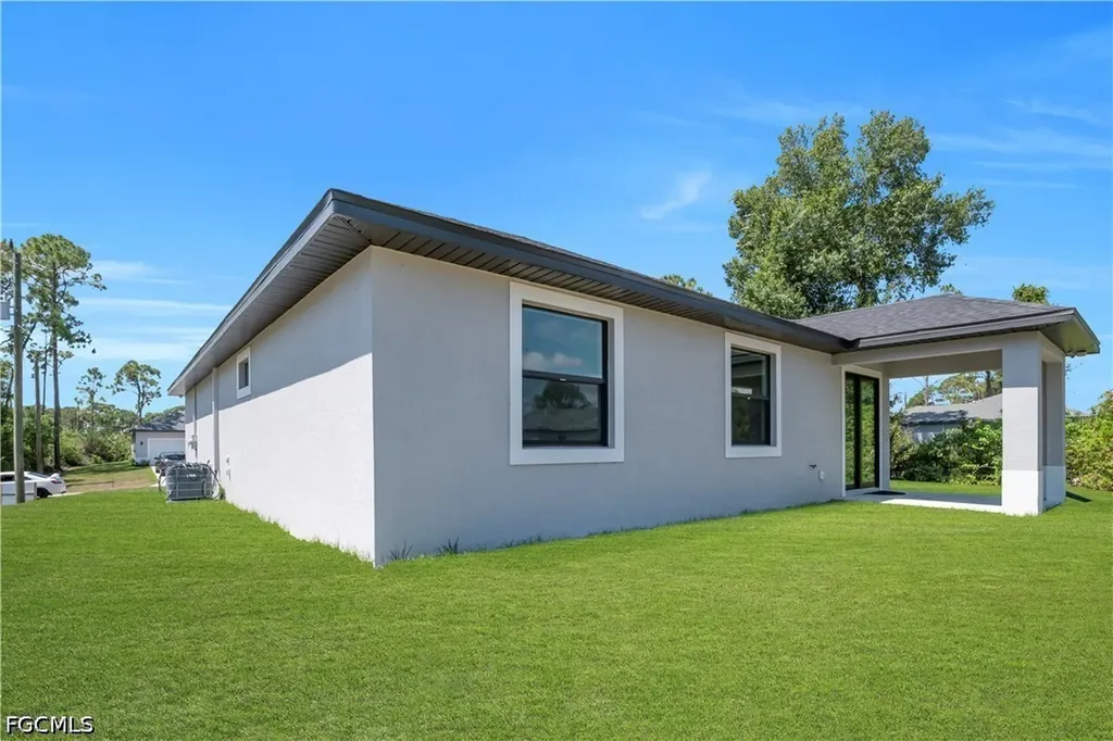 6208 Forest Court Labelle FL 33935