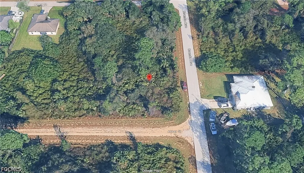 921 Abbey Street E Lehigh Acres FL 33974