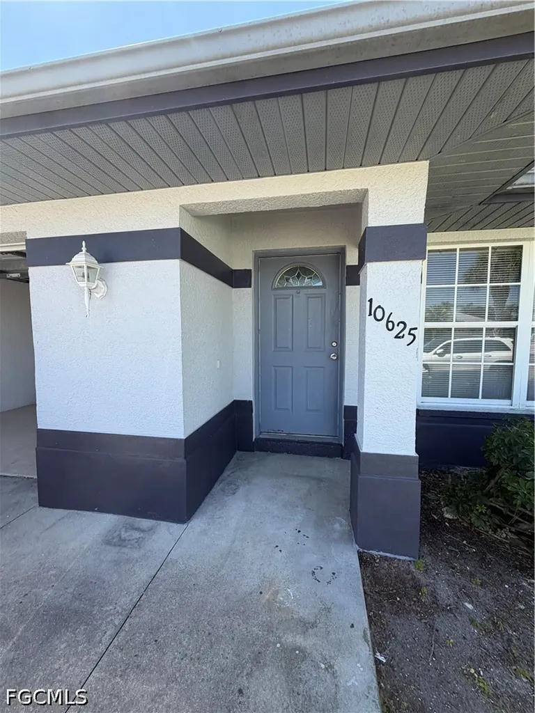 10625 Windsmont Court Lehigh Acres FL 33936