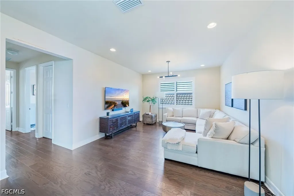 11546 Meadowrun Circle Fort Myers FL 33913