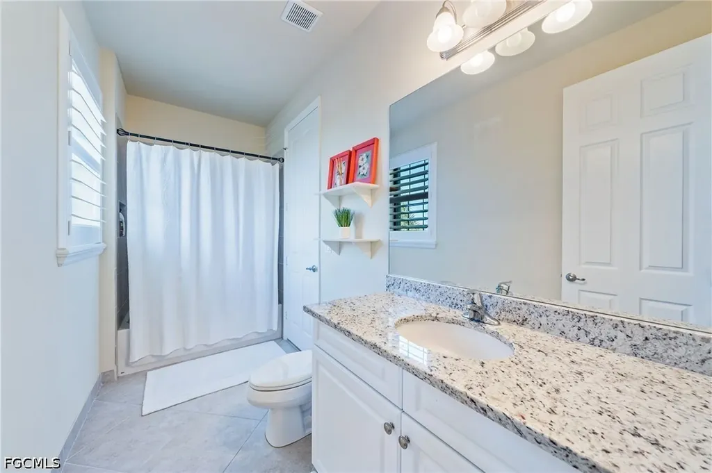11546 Meadowrun Circle Fort Myers FL 33913
