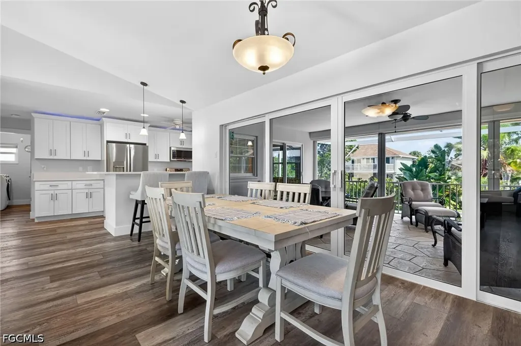 3359 Barra Circle Sanibel FL 33957