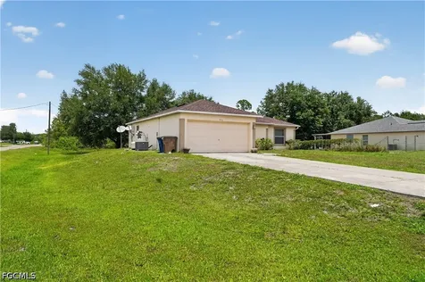 446 Windermere Drive Lehigh Acres FL 33972