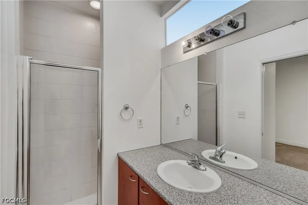 2260 1st Street Fort Myers FL 33901