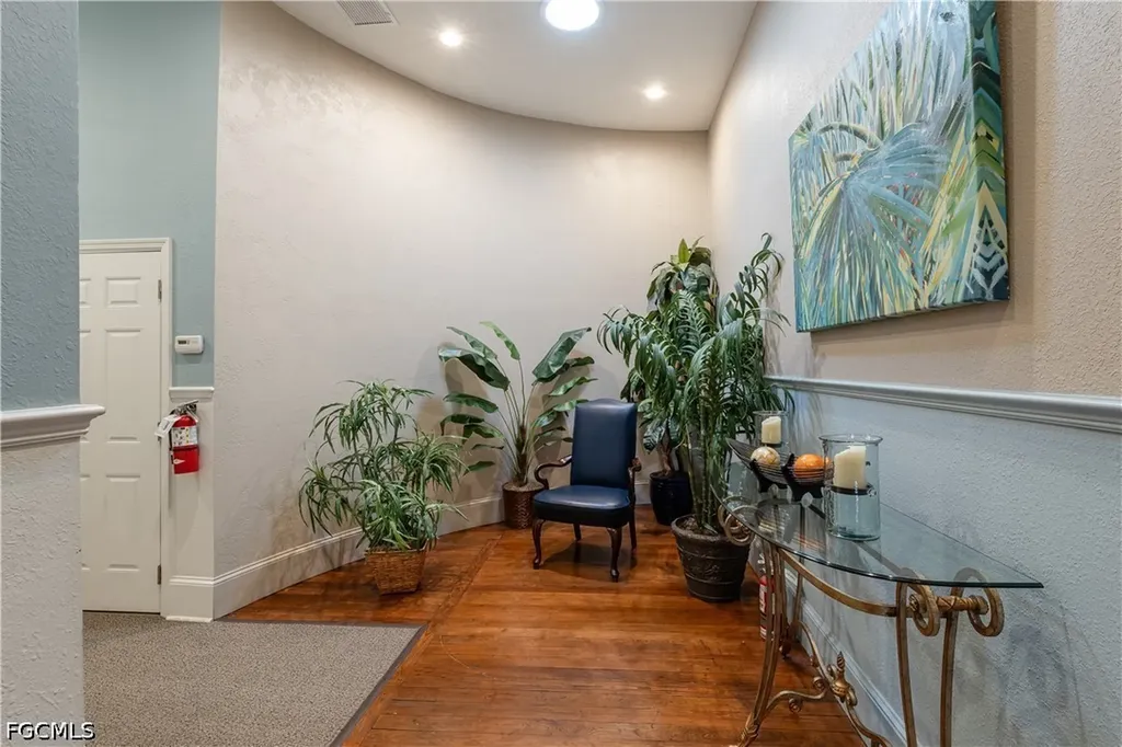 2260 1st Street Fort Myers FL 33901