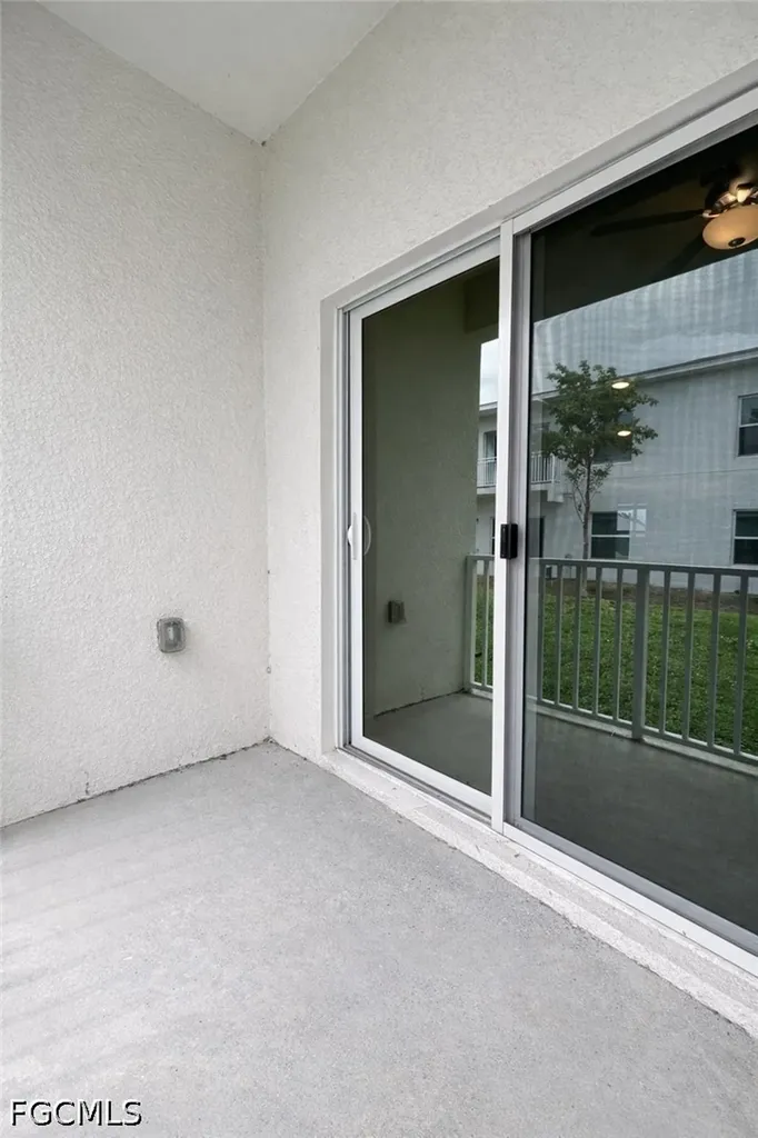 3325 SW 8th Place Cape Coral FL 33914