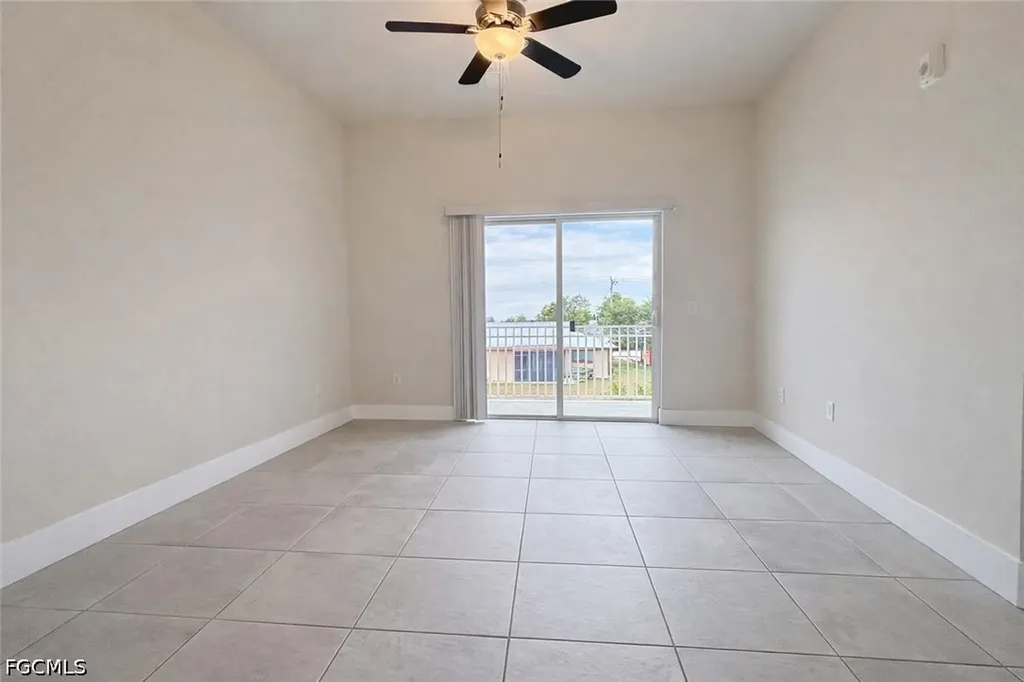 3325 SW 8th Place Cape Coral FL 33914