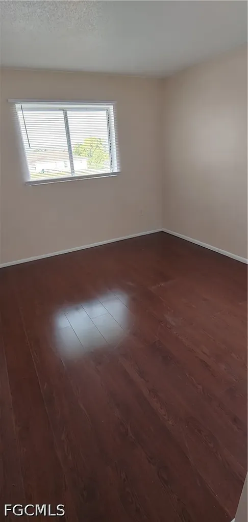 723 SE 10th Street Cape Coral FL 33990