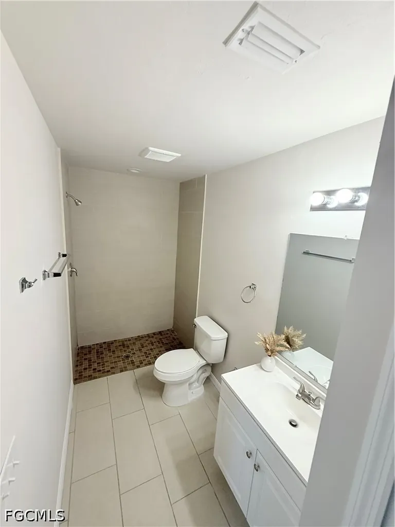 1405 Nelson Road N Cape Coral FL 33993