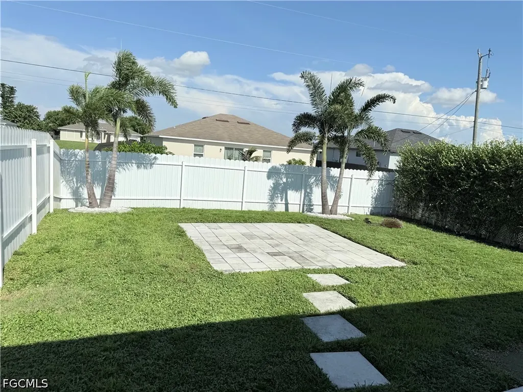 1405 Nelson Road N Cape Coral FL 33993