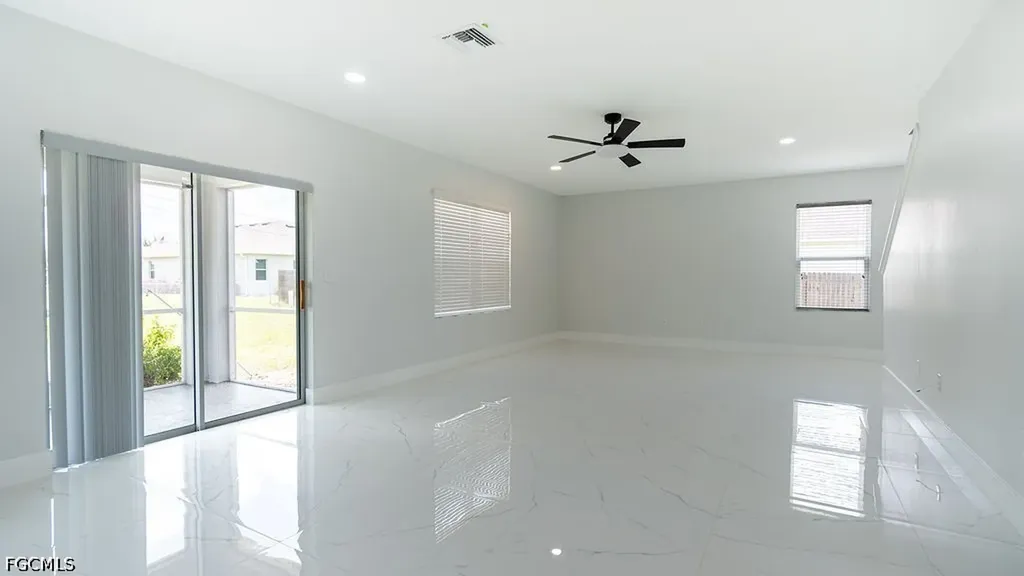 509 SW 27th Terrace Cape Coral FL 33914