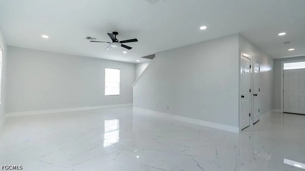 509 SW 27th Terrace Cape Coral FL 33914