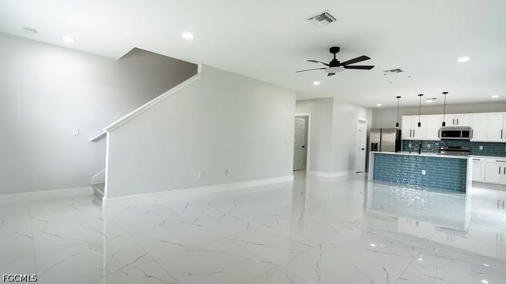 509 SW 27th Terrace Cape Coral FL 33914