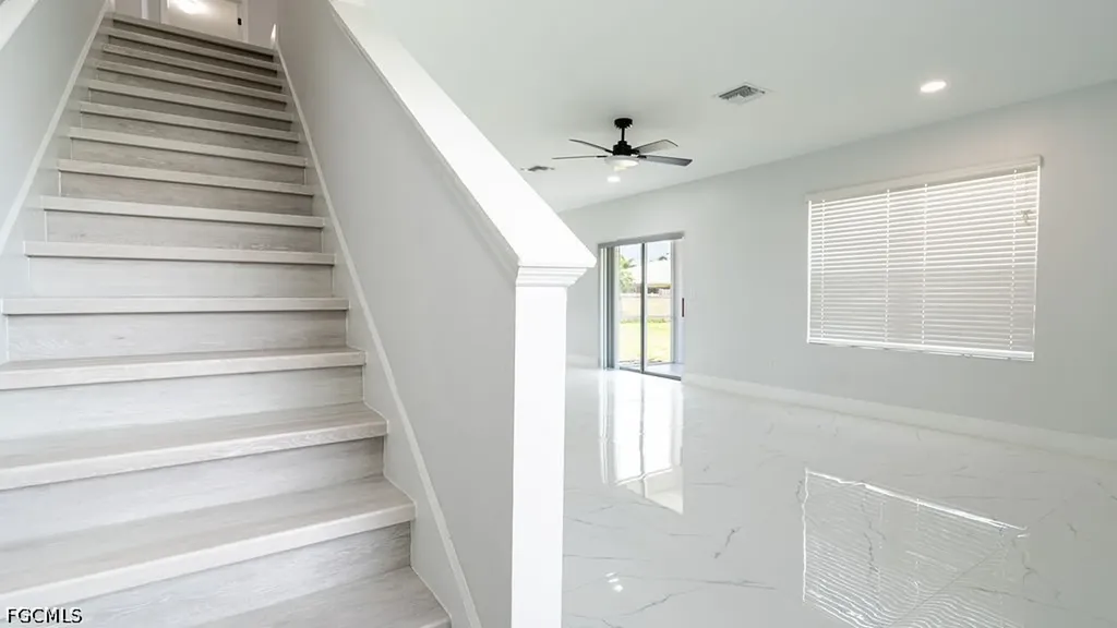 509 SW 27th Terrace Cape Coral FL 33914