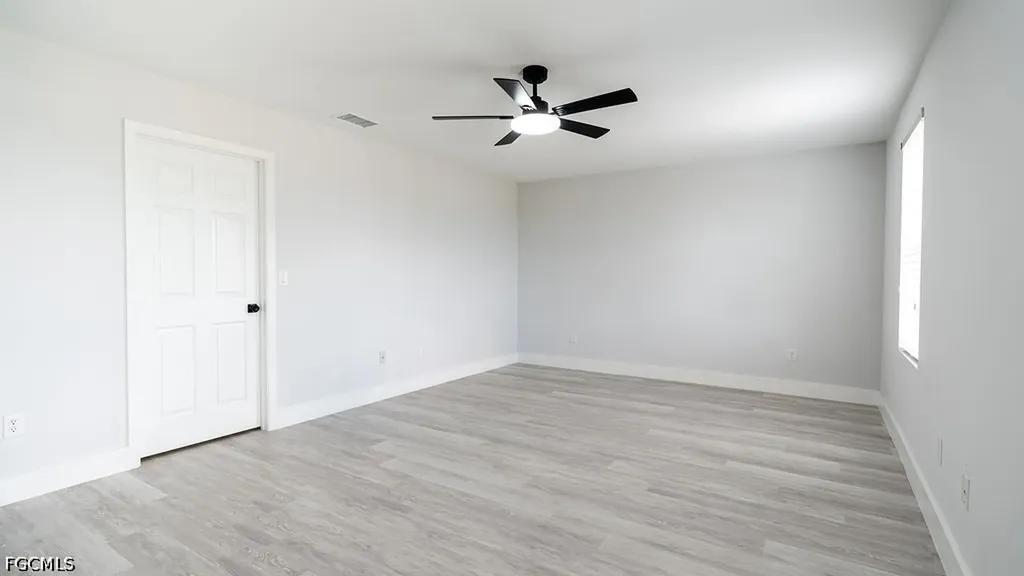 509 SW 27th Terrace Cape Coral FL 33914