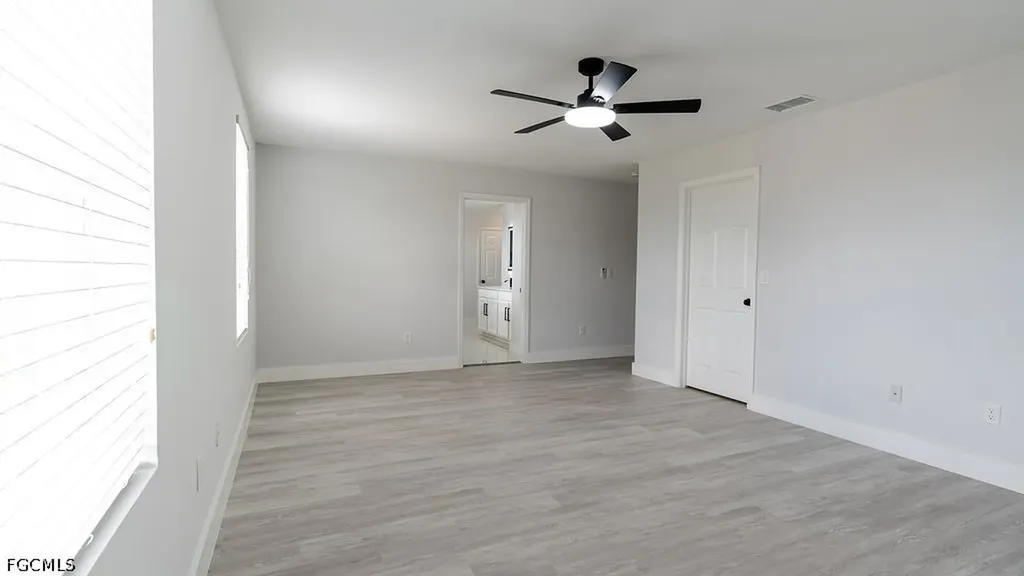 509 SW 27th Terrace Cape Coral FL 33914