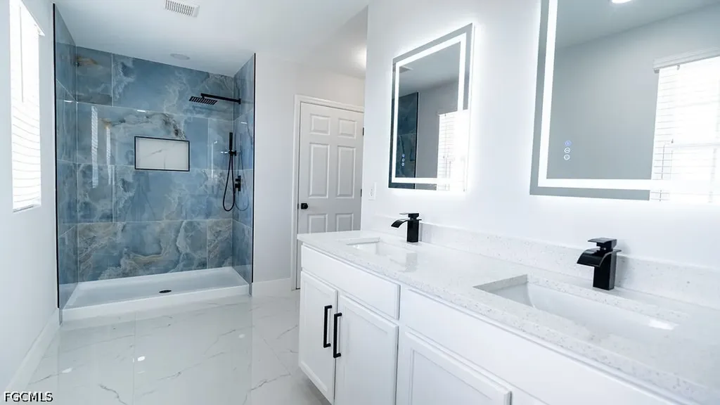 509 SW 27th Terrace Cape Coral FL 33914