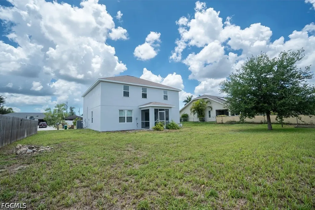 509 SW 27th Terrace Cape Coral FL 33914