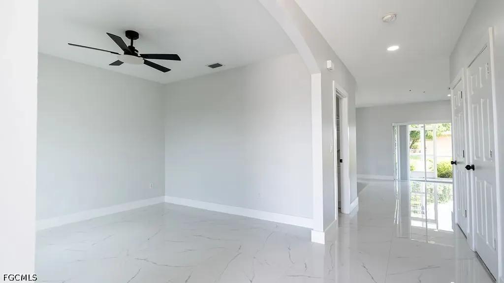 509 SW 27th Terrace Cape Coral FL 33914