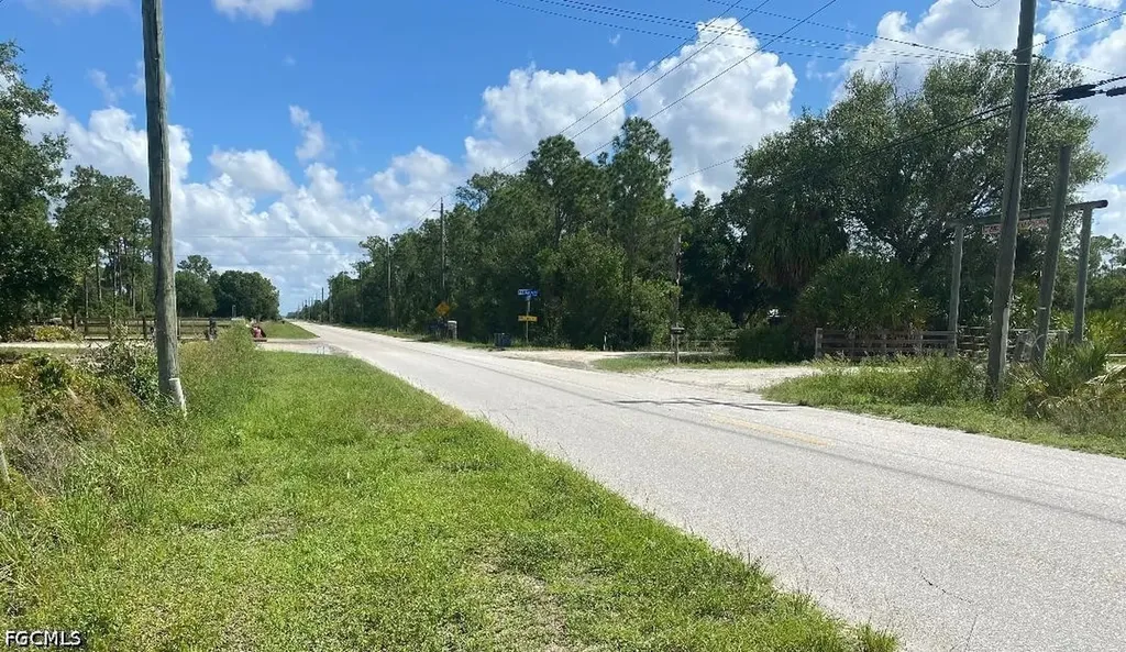 577 Kirby Thompson Road Fort Denaud FL 33935