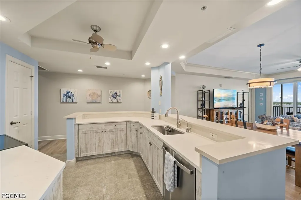 2743 1st Street Fort Myers FL 33916